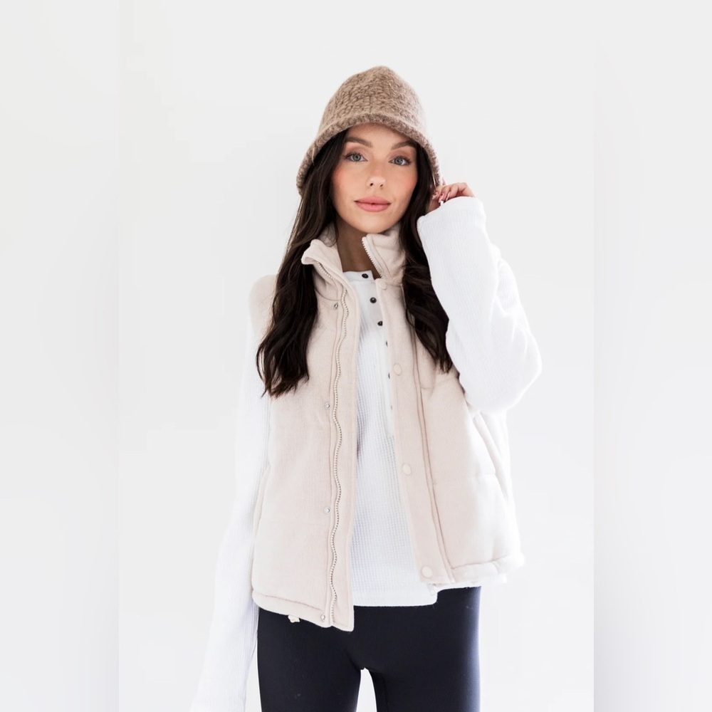 PRIV | Cora knit puffer | size large